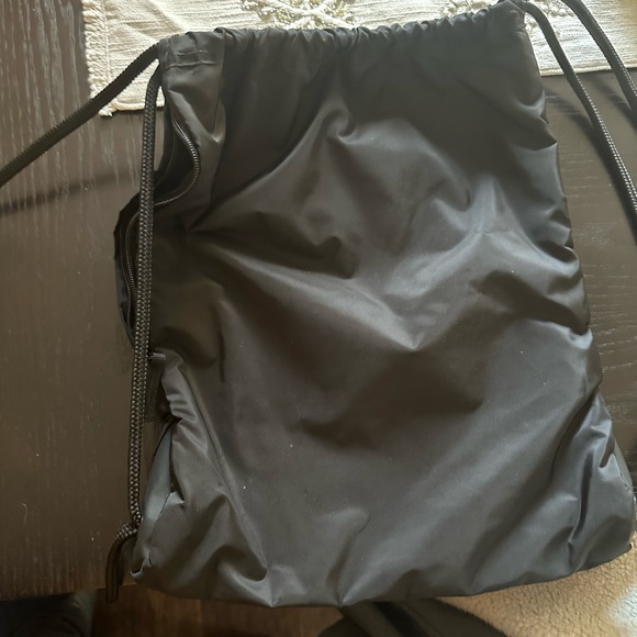 Adidas - Sackpack The adidas Alliance Sackpack is a perfect team sackpack. - Picture 3 of 3